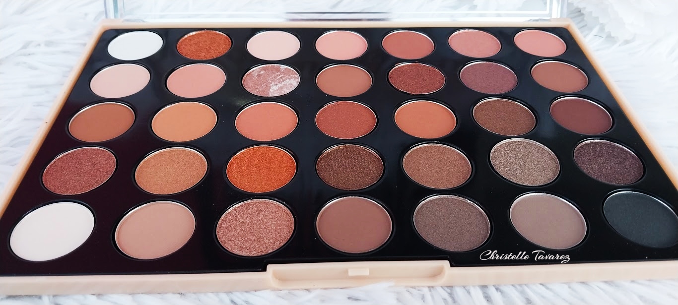 SAS Showtime Dreams 35 Eyeshadows Palette